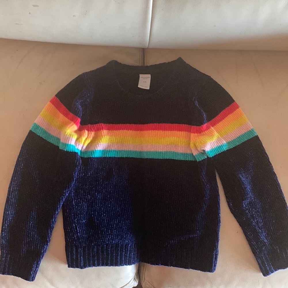 Arizona girls sweater, size 7/8.